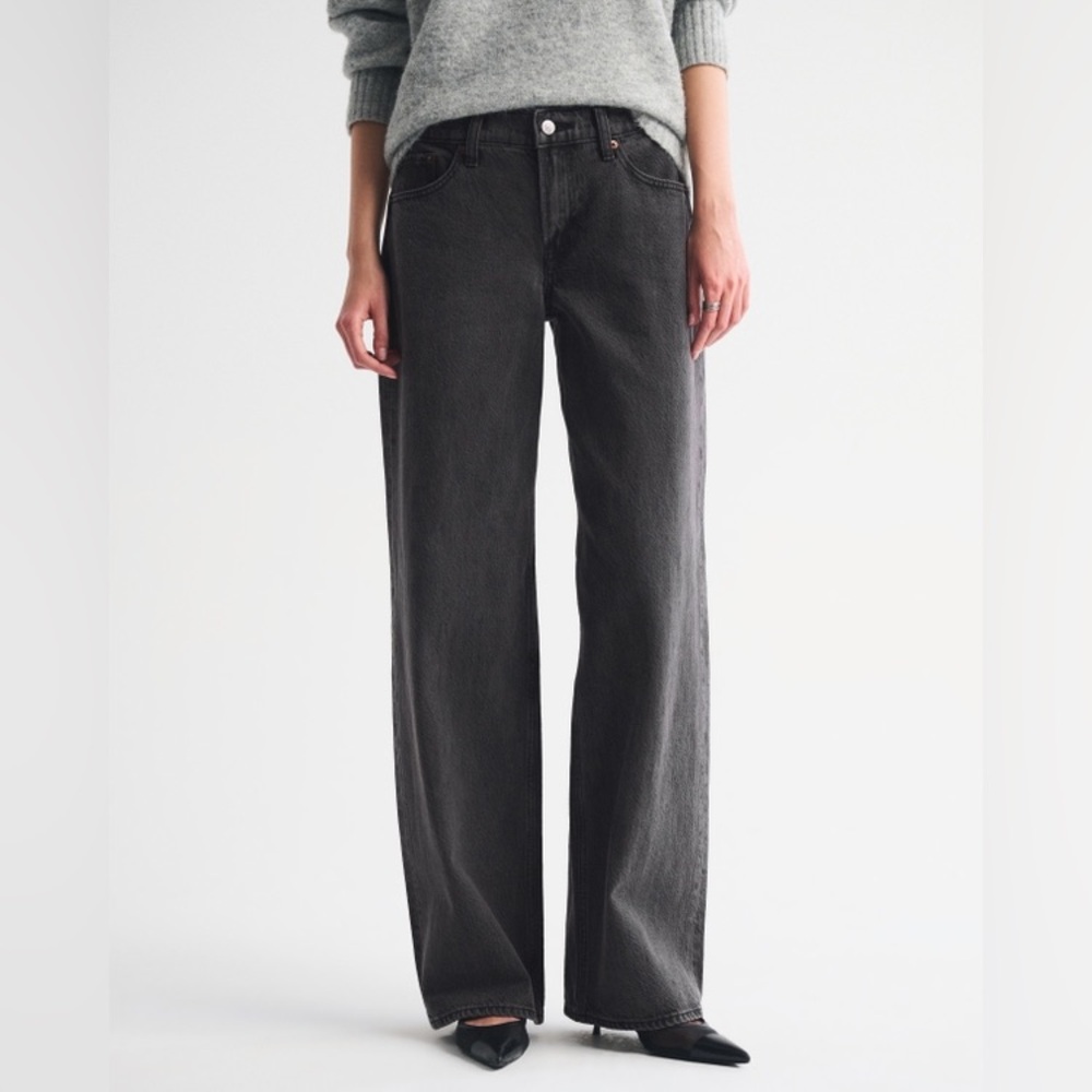 Abercrombie Low Rise Ultra Loose Jean